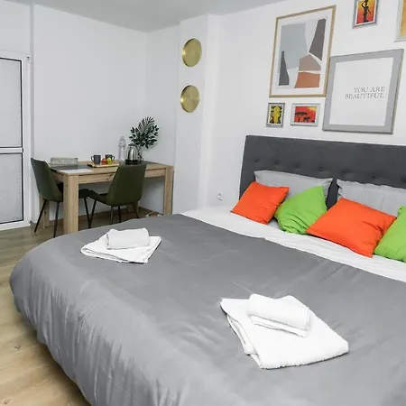 Apartament 11 Steps' Lovely In The Center