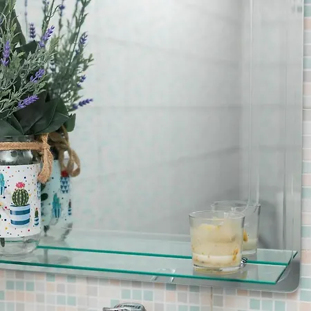 11 Steps' Lovely In The Center 아파트 *