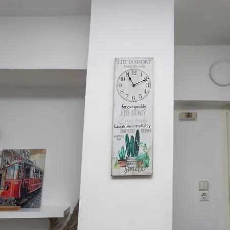 11 Steps' Lovely In The Center Apartament *