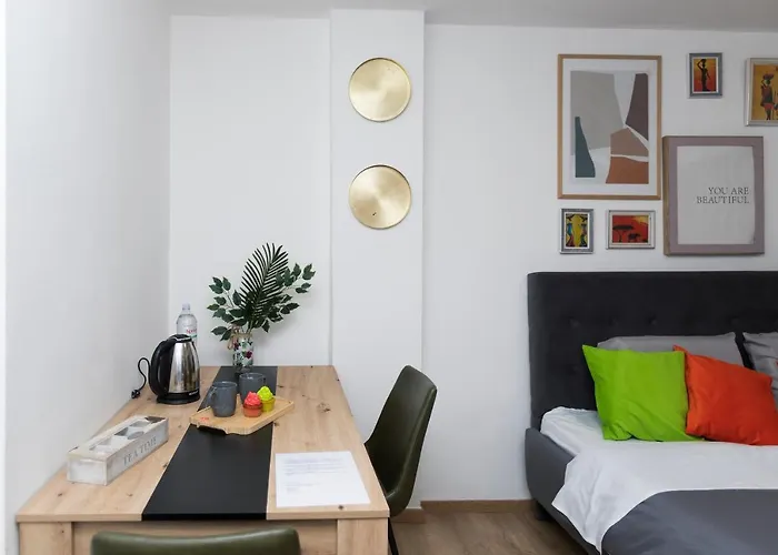 11 Steps' Lovely In The Center Lejlighed *