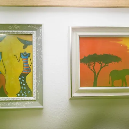 11 Steps' Lovely In The Center Apartment *