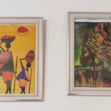 11 Steps' Lovely In The Center Apartment